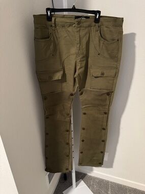 Men's Olive Utility Cargo Pants with Button Trim